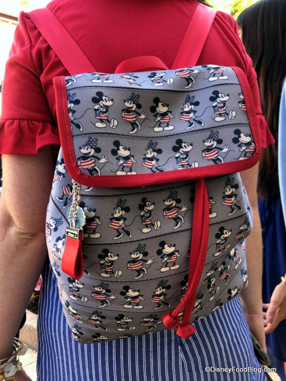 Harveys Disney Parks Seatbelt Bag Mickey Minnie Americano Backpack EUC Patriotic